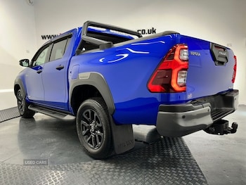 Used Toyota Hilux 2023 for sale - 76513992: Photo