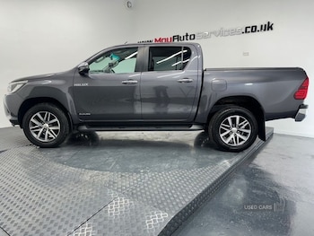 Used Toyota Hilux 2020 for sale - 78220519: Photo