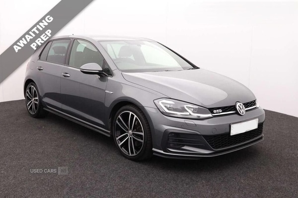 Used Volkswagen Golf 2017 for sale - 76887610: Photo 1