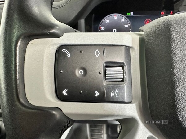 Used Land Rover Defender 2023 for sale - 75647626: Photo 14