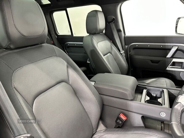 Used Land Rover Defender 2023 for sale - 75647626: Photo 24