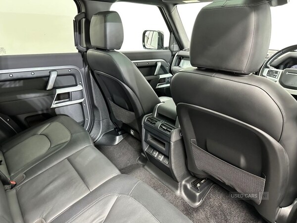 Used Land Rover Defender 2023 for sale - 75647626: Photo 27