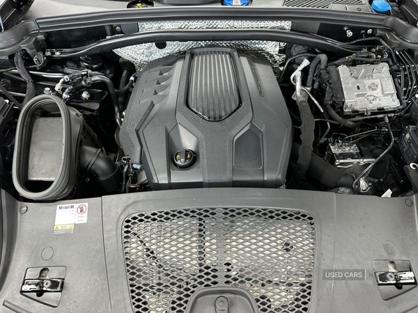 Used Porsche Macan 2023 for sale - 77560323: Photo 8