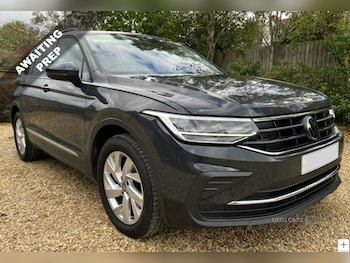 2022 - 2.0 TDI Life 5dr DSG