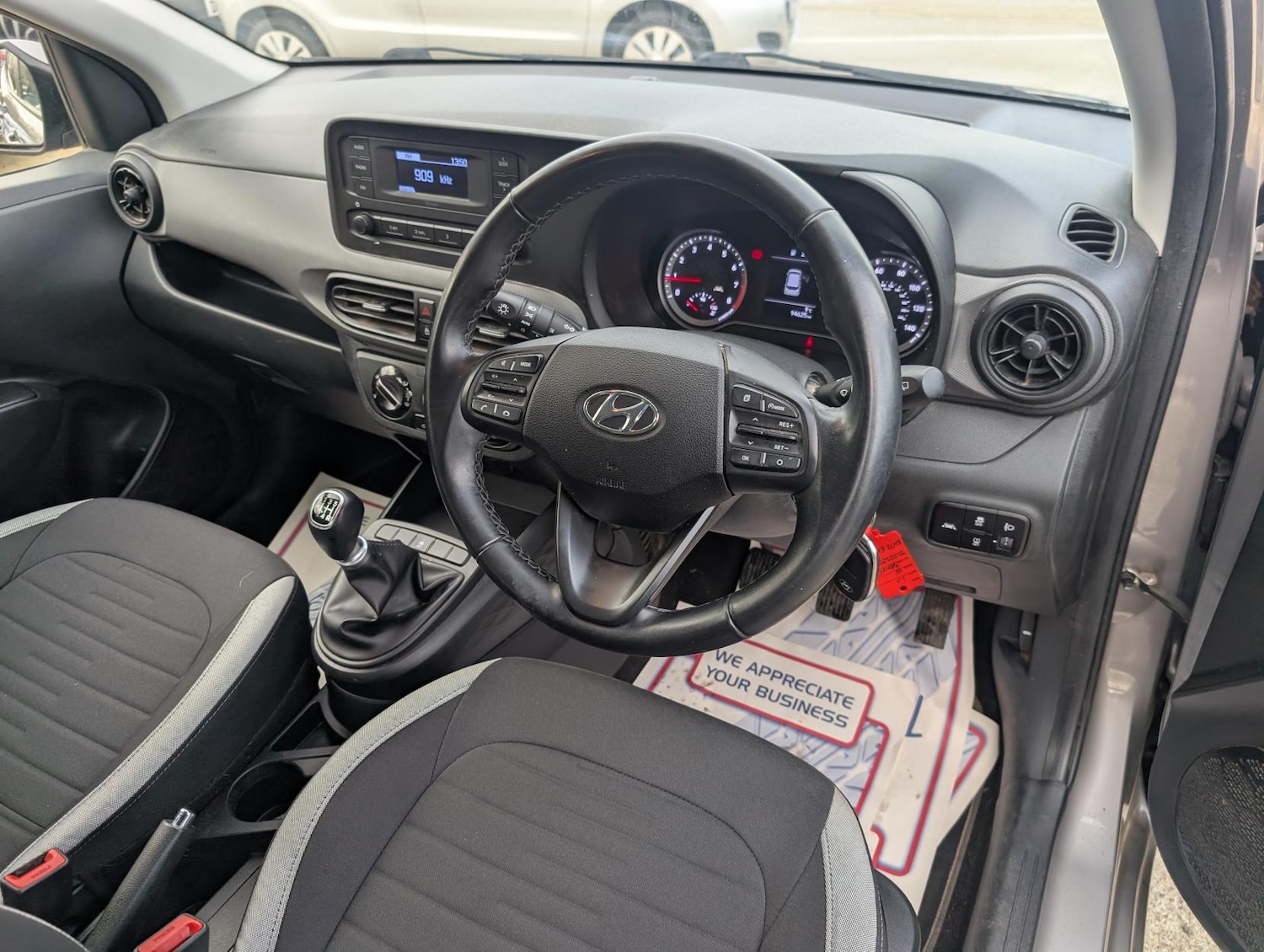 Used Hyundai i10 2022 for sale - 77393590: Photo 13