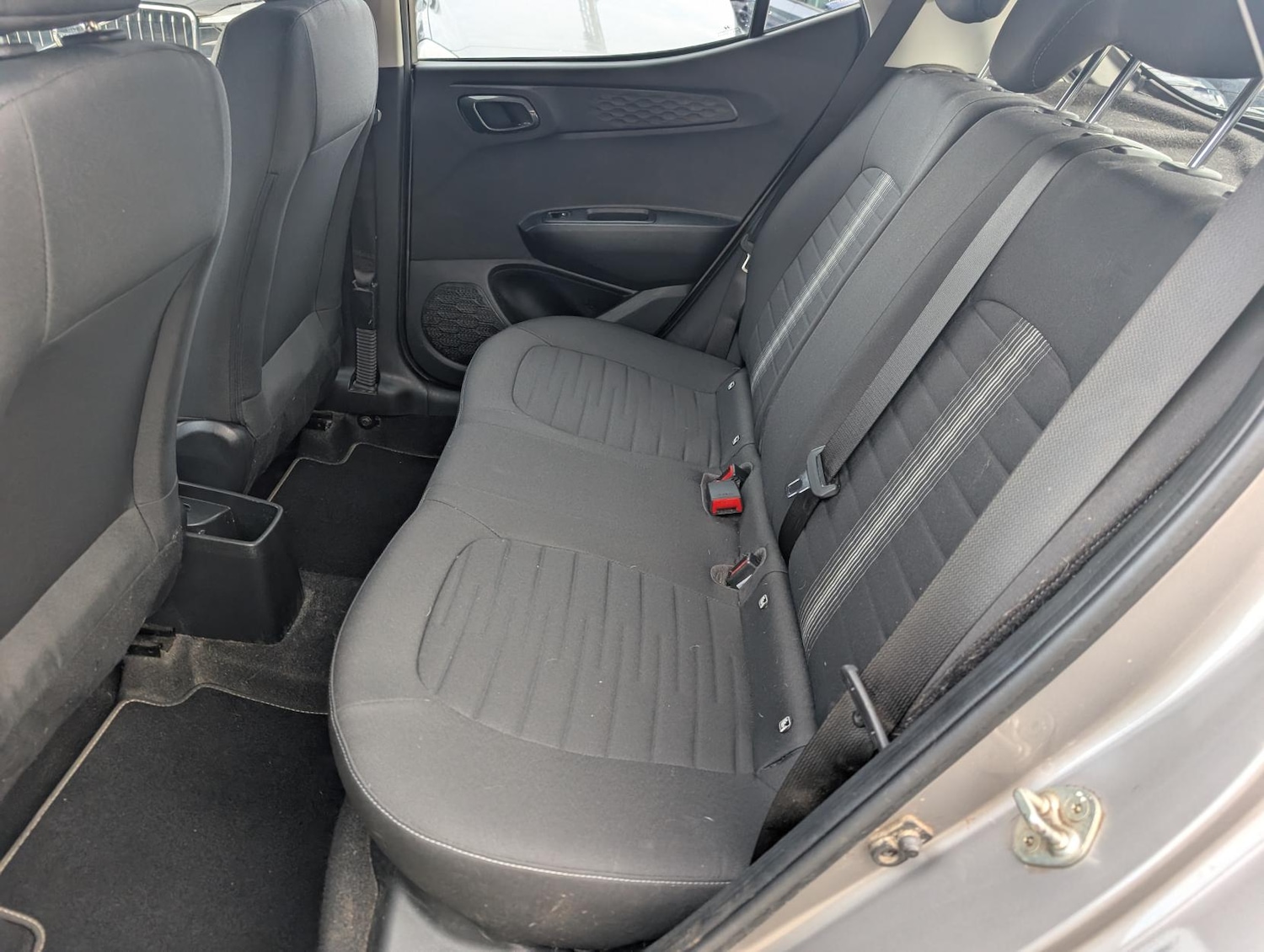 Used Hyundai i10 2022 for sale - 77393590: Photo 28