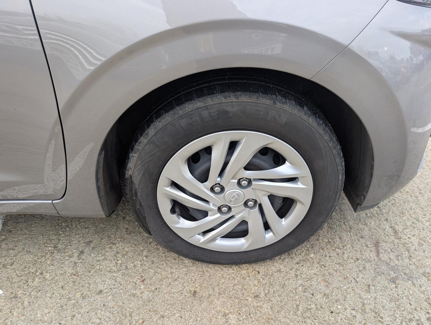 Used Hyundai i10 2022 for sale - 77393590: Photo 32