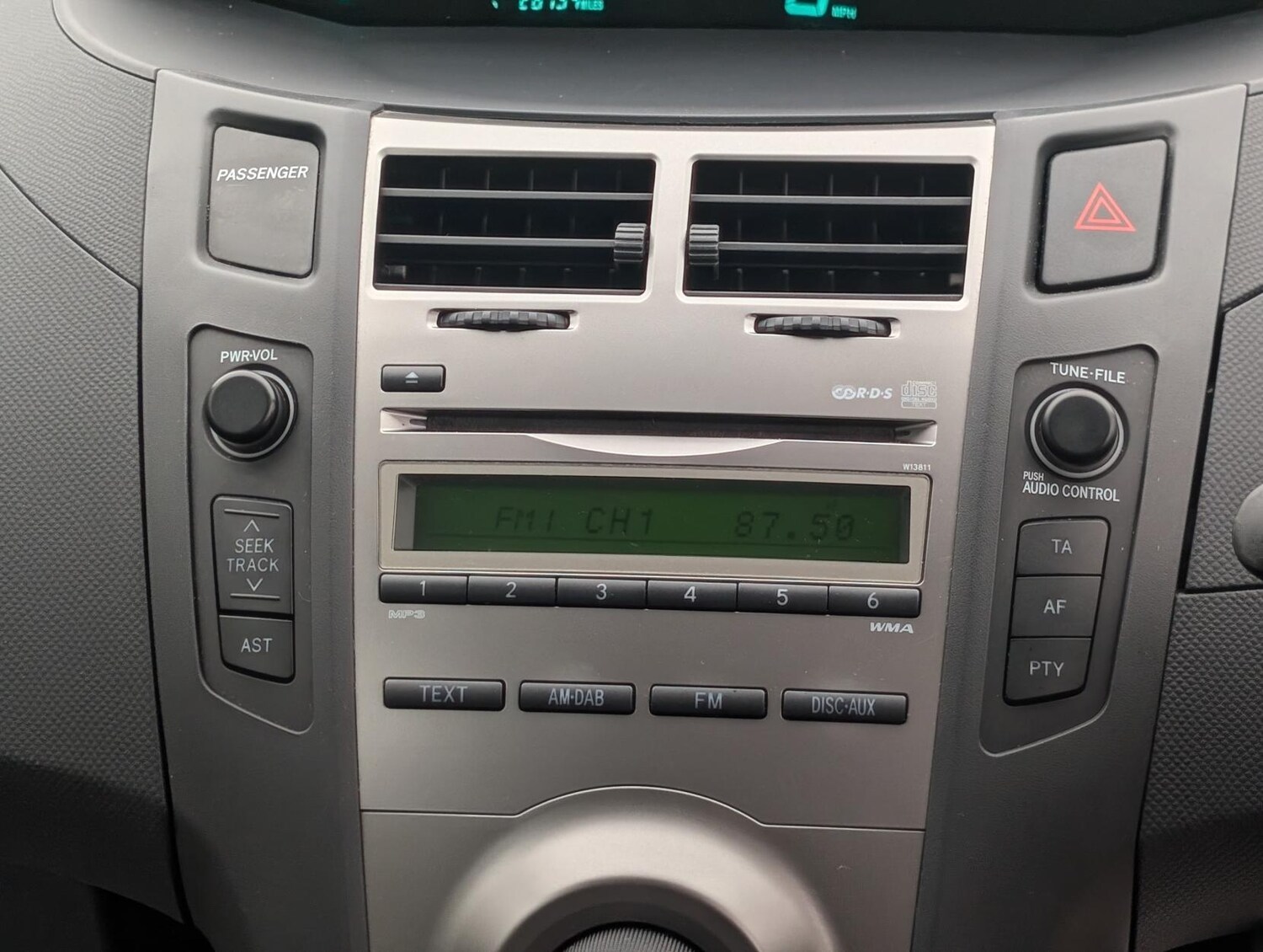 Used Toyota Yaris 2009 for sale - 77555022: Photo 14