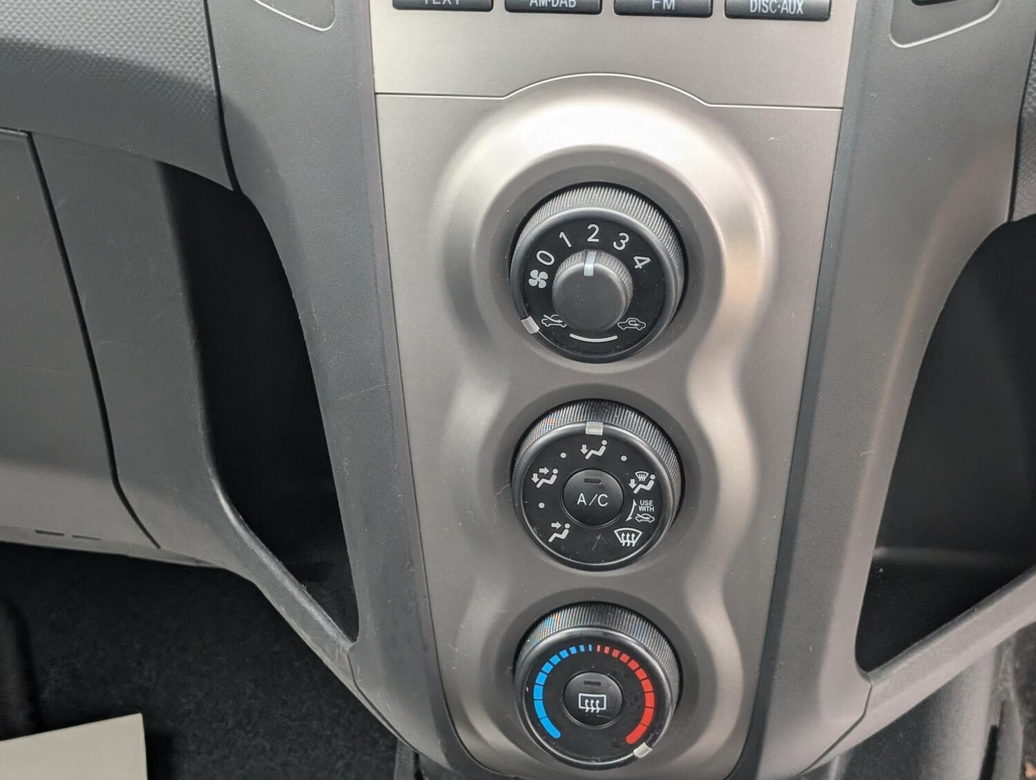 Used Toyota Yaris 2009 for sale - 77555022: Photo 15