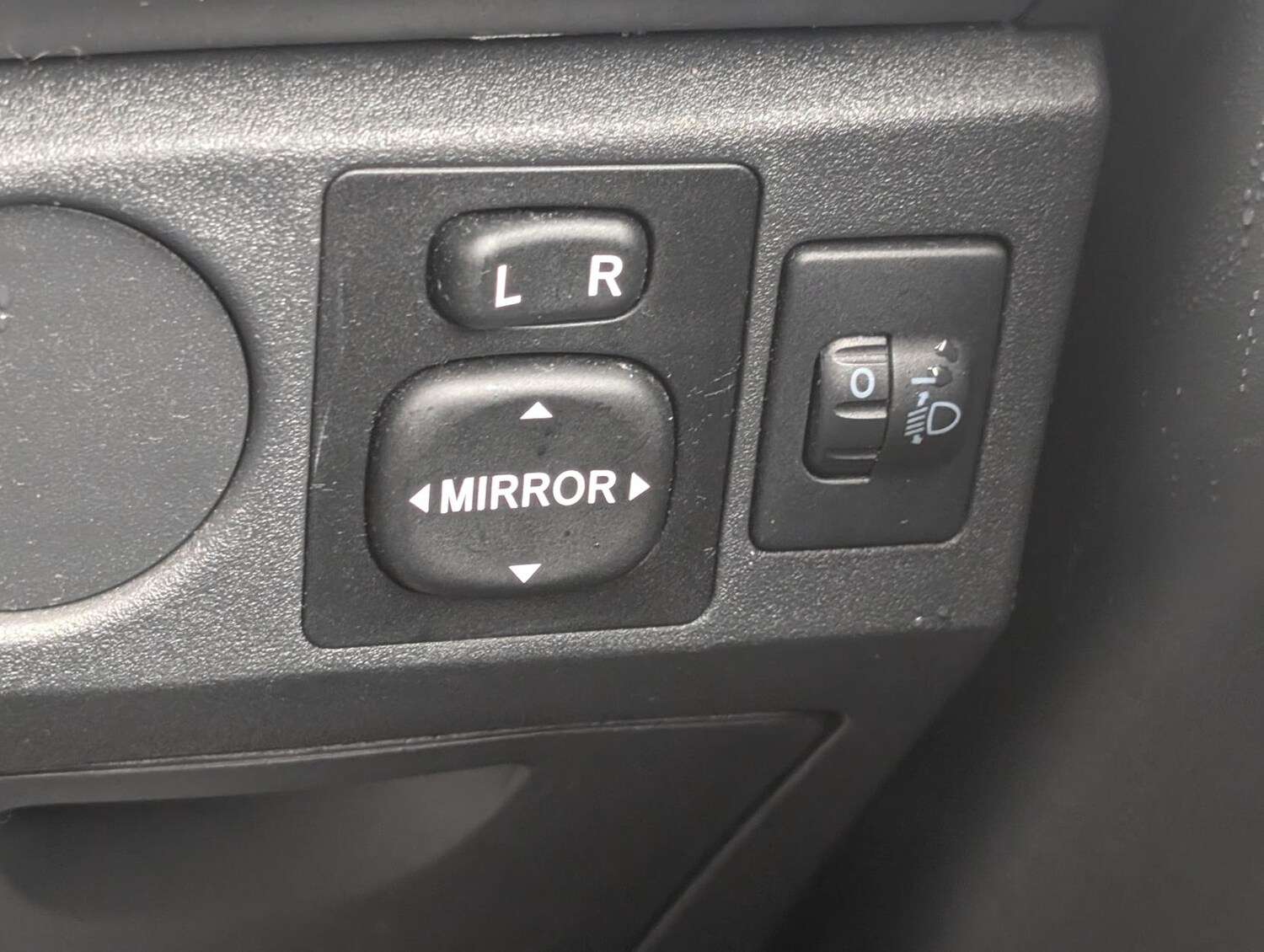 Used Toyota Yaris 2009 for sale - 77555022: Photo 26