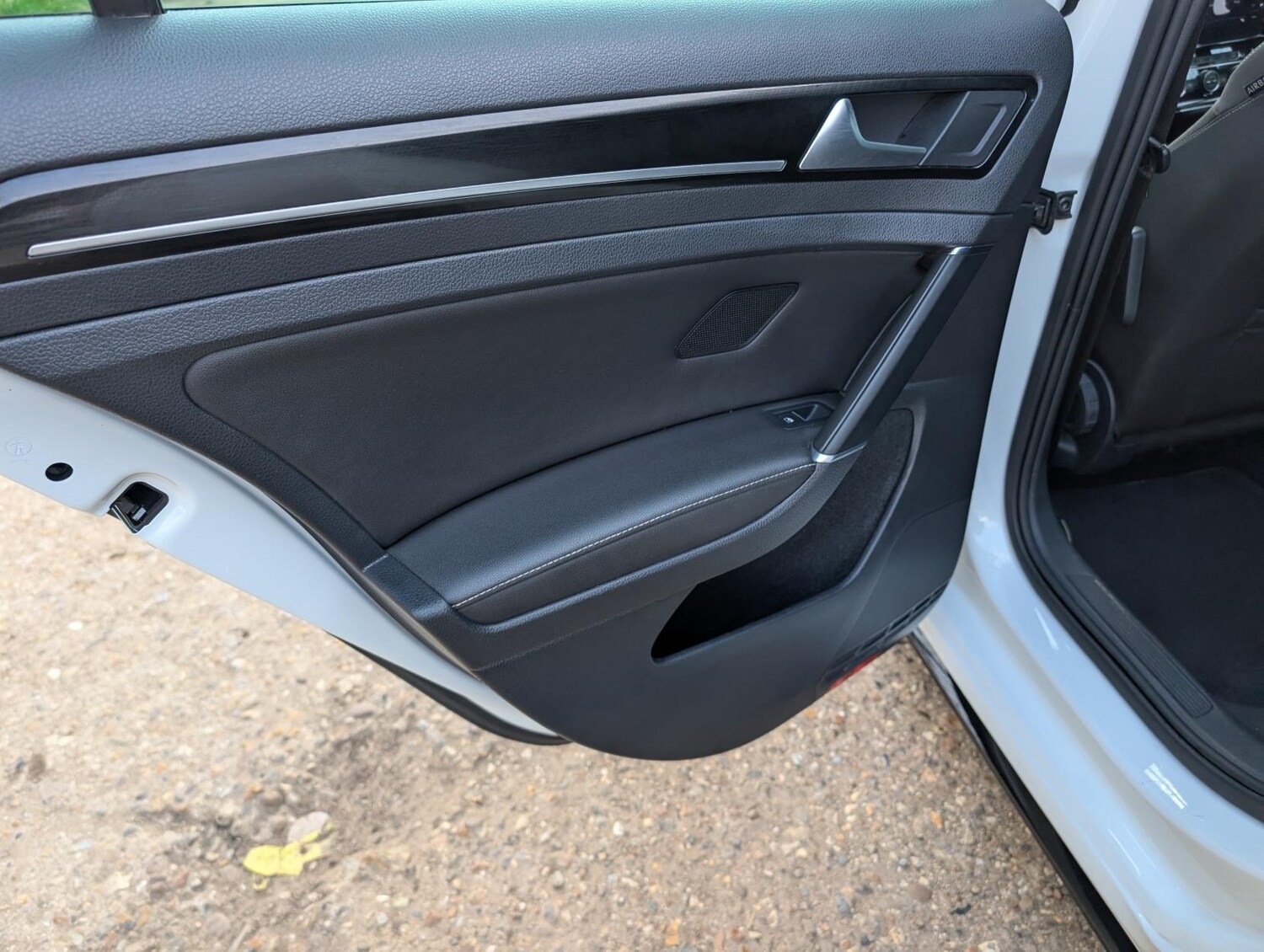 Used Volkswagen Golf 2018 for sale - 77739520: Photo 27