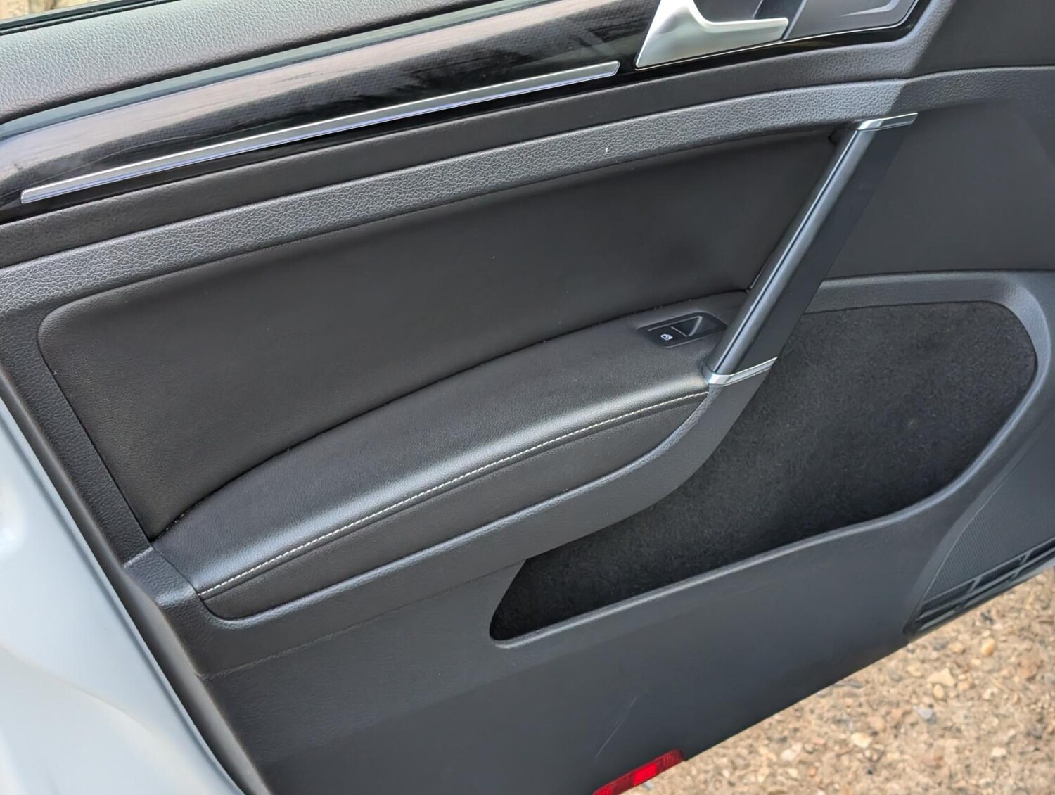 Used Volkswagen Golf 2018 for sale - 77739520: Photo 32