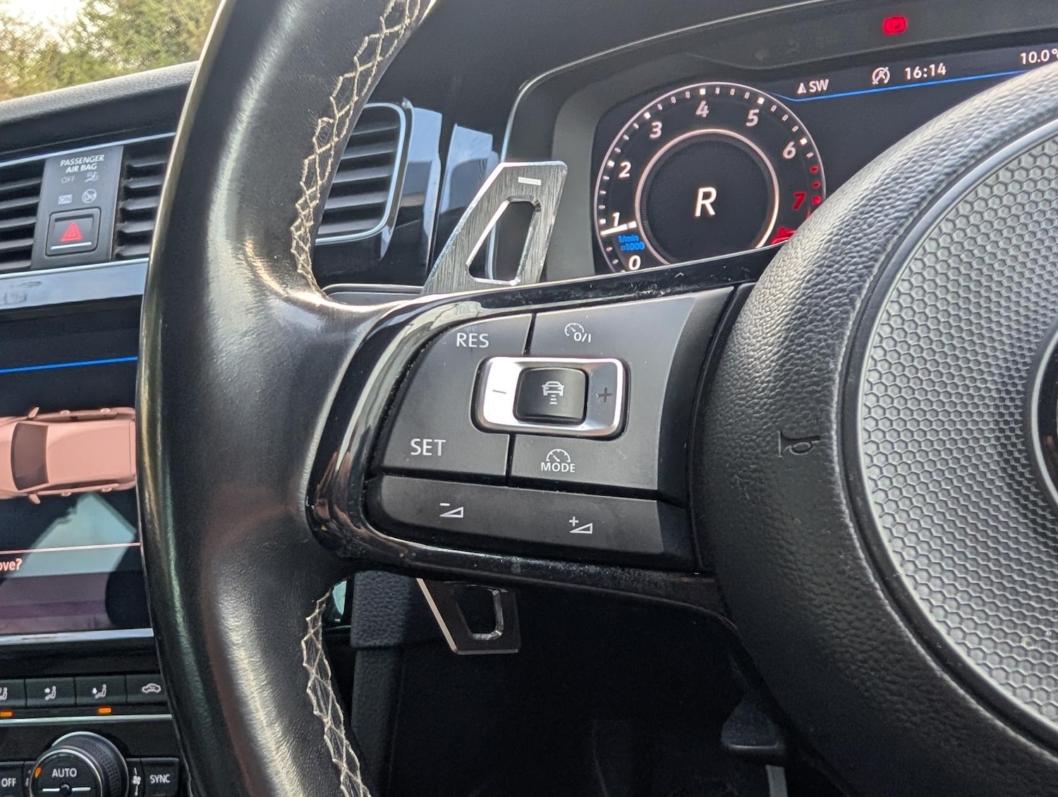 Used Volkswagen Golf 2018 for sale - 77739520: Photo 40