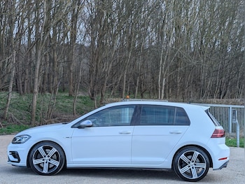 Used Volkswagen Golf 2018 for sale - 77739520: Photo