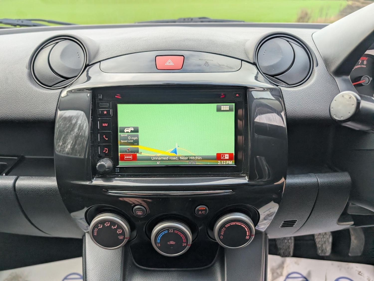 Used Mazda Mazda2 2015 for sale - 77482250: Photo 20