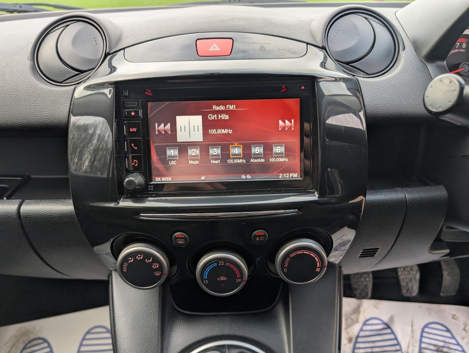 Used Mazda Mazda2 2015 for sale - 77482250: Photo 21