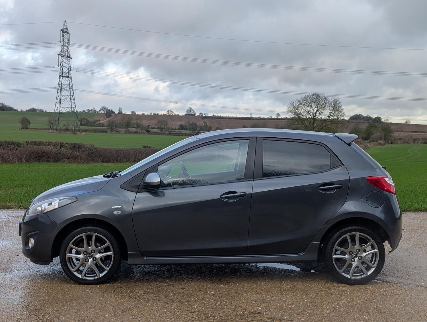 Used Mazda Mazda2 2015 for sale - 77482250: Photo 5