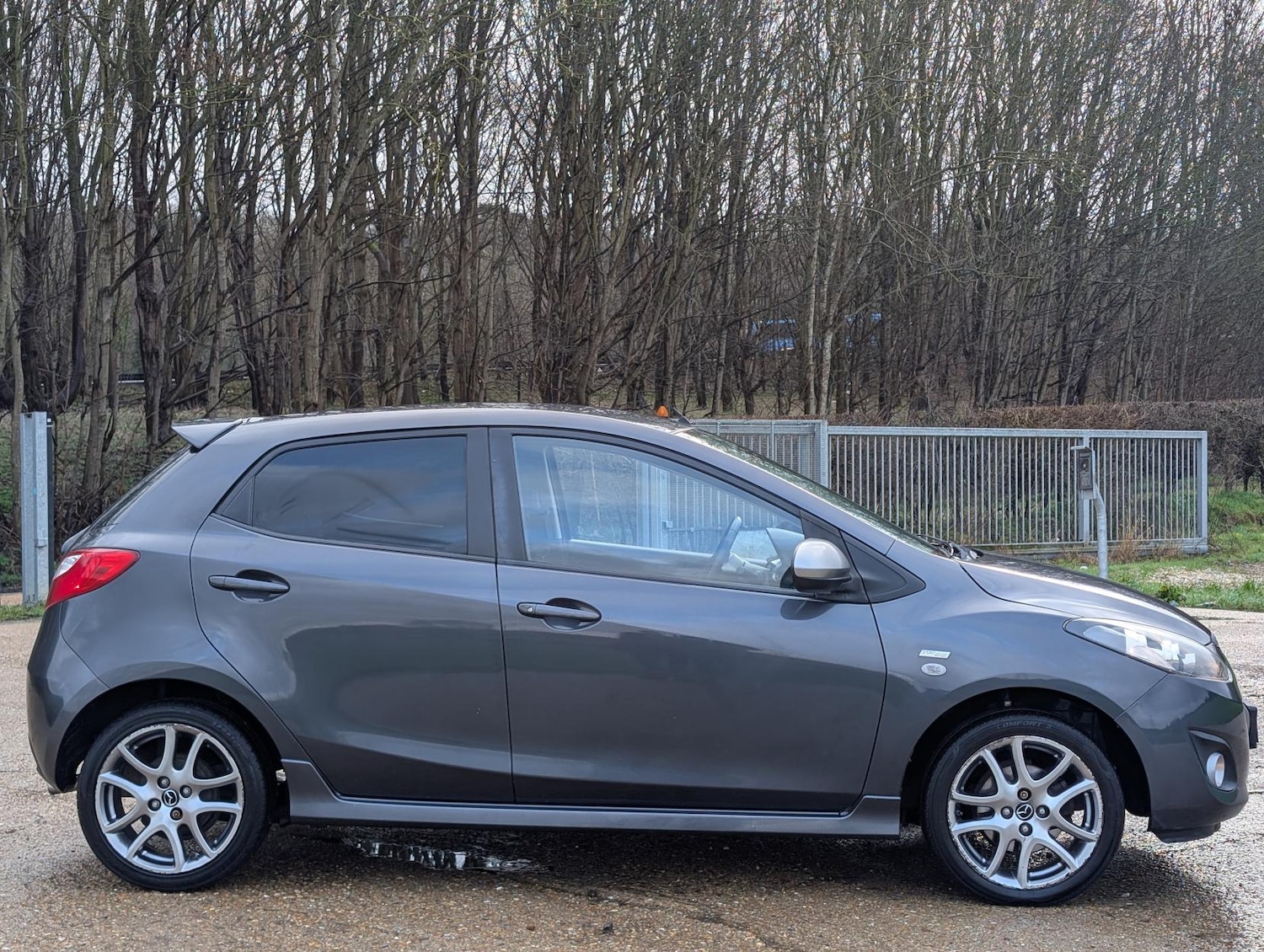 Used Mazda Mazda2 2015 for sale - 77482250: Photo 9