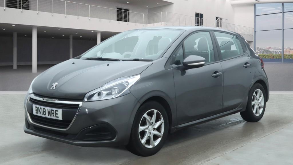 Used Peugeot 208 2018 for sale - 77532309: Photo 2