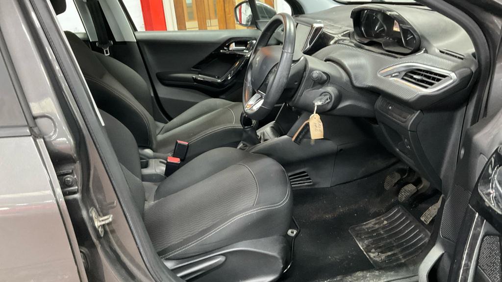Used Peugeot 208 2018 for sale - 77532309: Photo 9