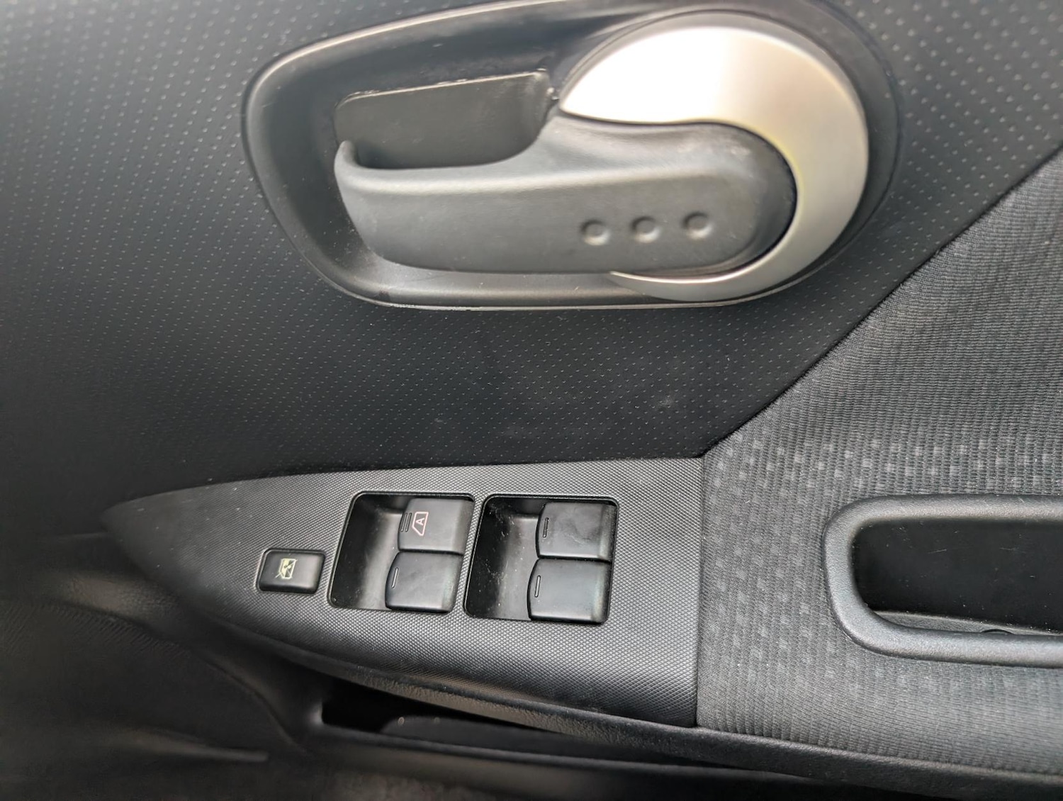 Used Nissan Note 2013 for sale - 76627530: Photo 17