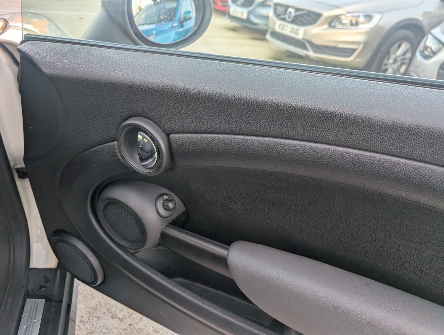 Used MINI Hatch 2009 for sale - 77097105: Photo 10