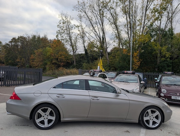 Used Mercedes-Benz CLS 2006 for sale - 75684805: Photo 12