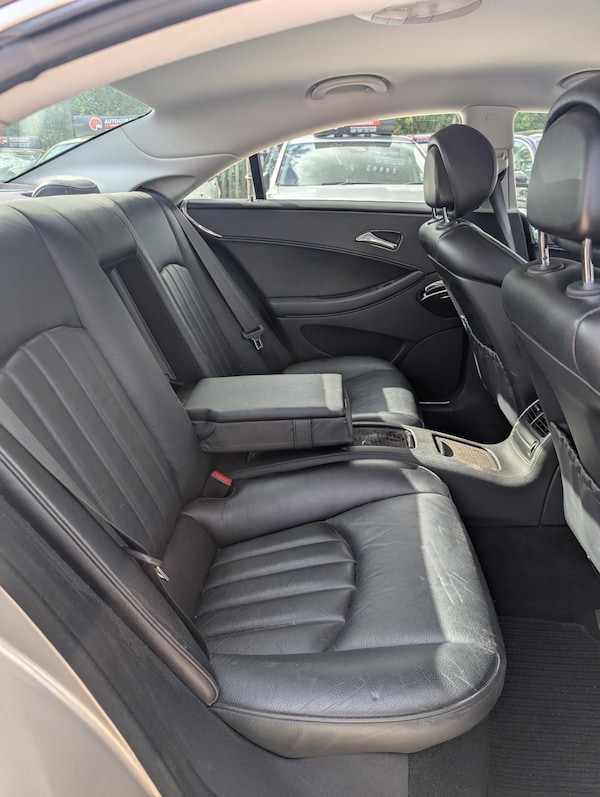 Used Mercedes-Benz CLS 2006 for sale - 75684805: Photo 19