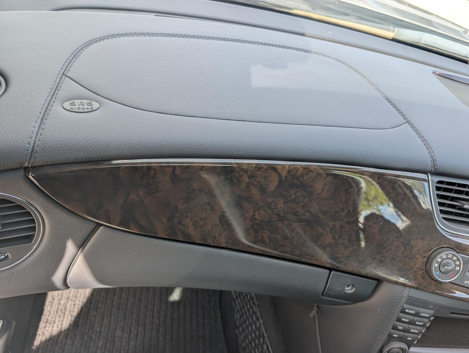 Used Mercedes-Benz CLS 2006 for sale - 75684805: Photo 24