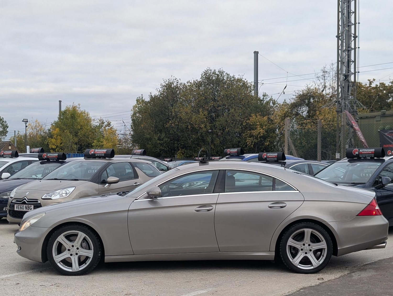 Used Mercedes-Benz CLS 2006 for sale - 75684805: Photo 9