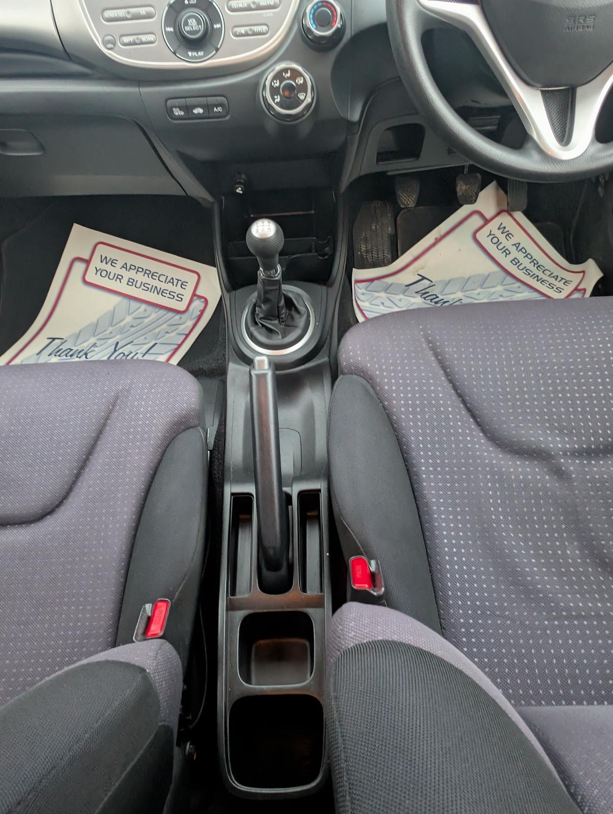 Used Honda Jazz 2011 for sale - 76511215: Photo 11