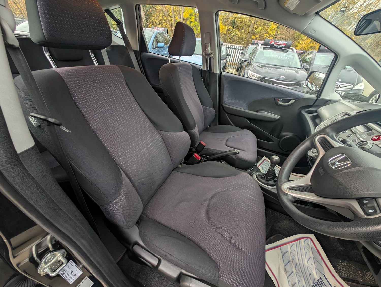 Used Honda Jazz 2011 for sale - 76511215: Photo 15