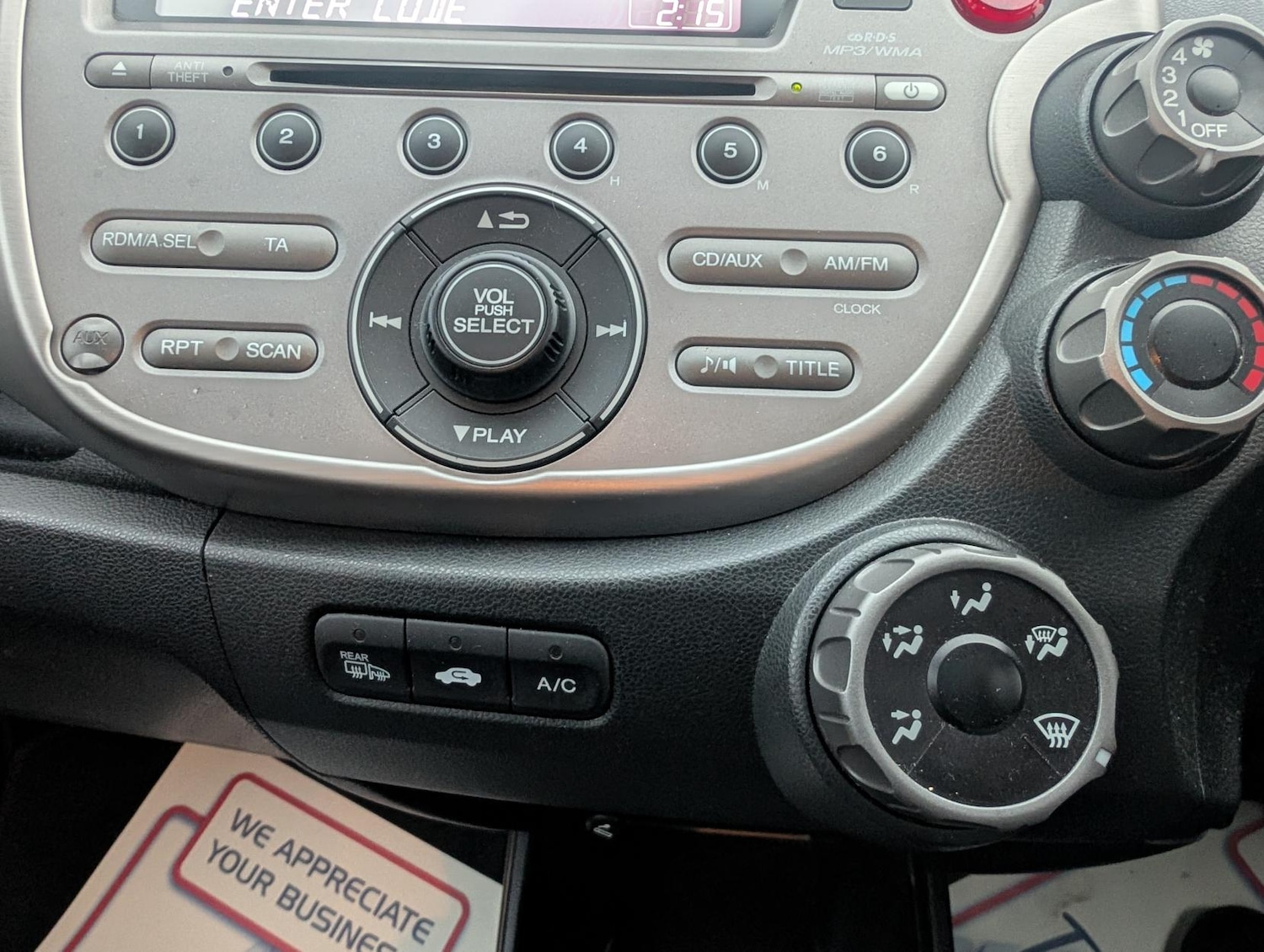 Used Honda Jazz 2011 for sale - 76511215: Photo 24