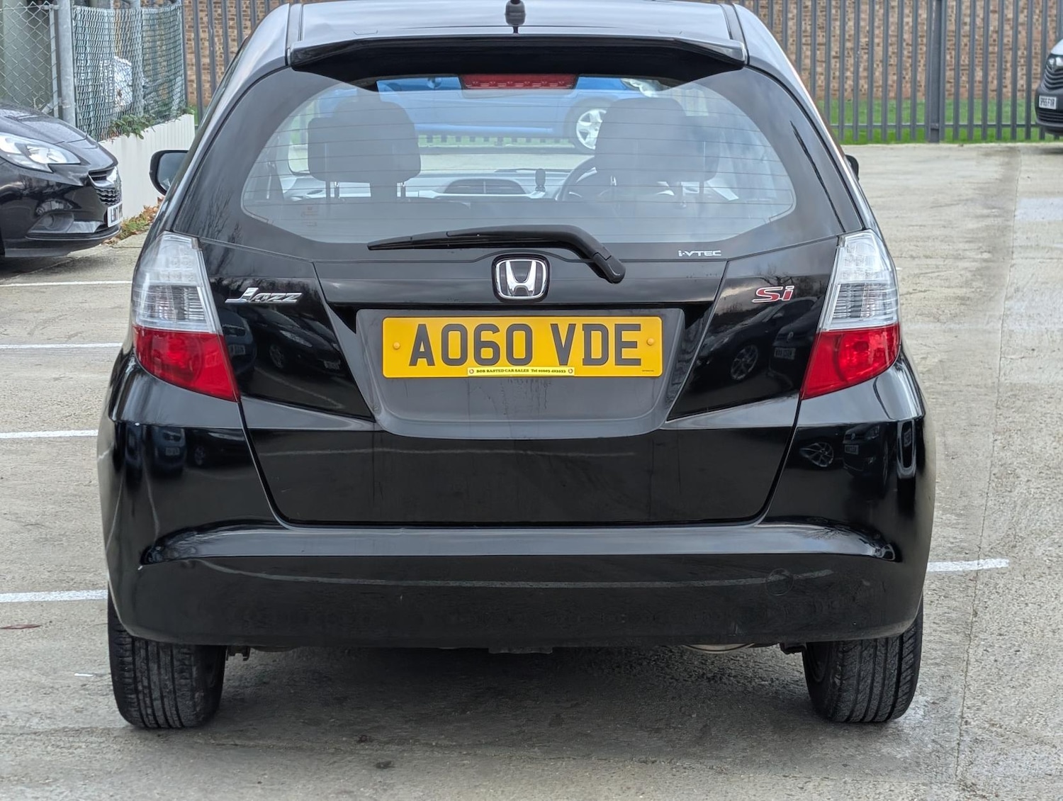 Used Honda Jazz 2011 for sale - 76511215: Photo 6