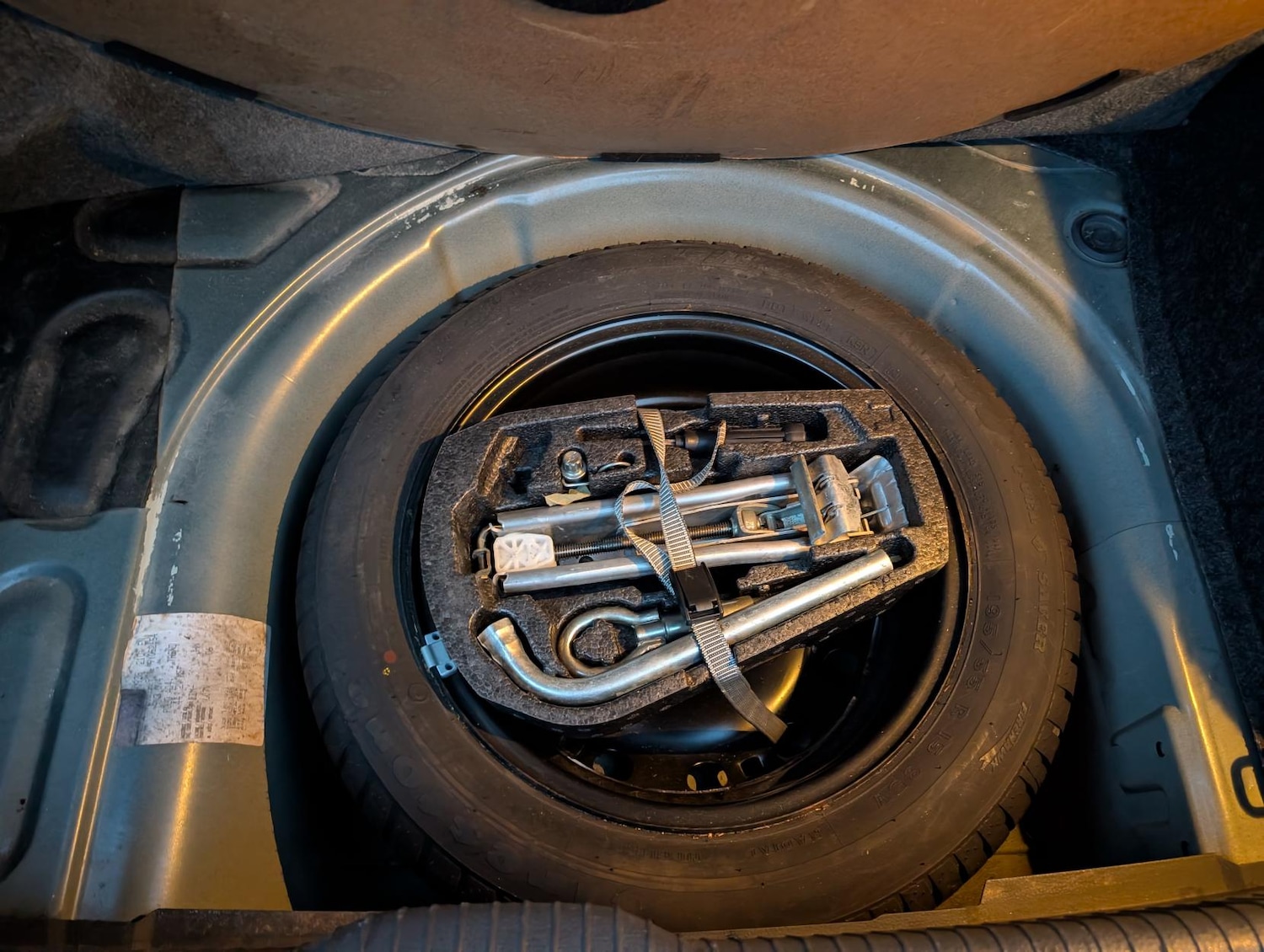 Used Volkswagen Polo 2008 for sale - 76855528: Photo 28