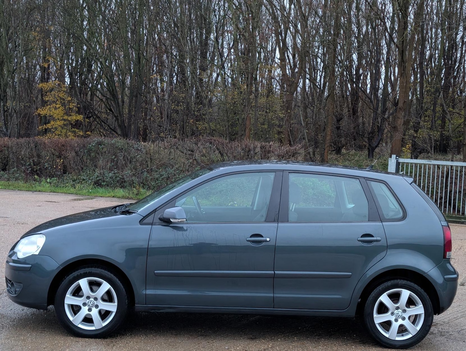 Used Volkswagen Polo 2008 for sale - 76855528: Photo 4
