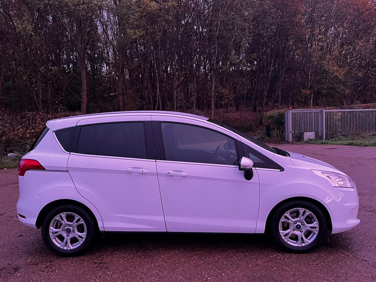 Used Ford B-MAX 2012 for sale - 76477030: Photo 2