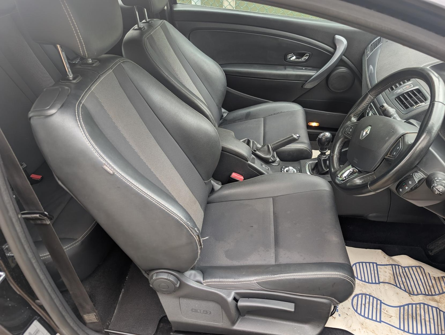 Used Renault Megane 2015 for sale - 77702858: Photo 12