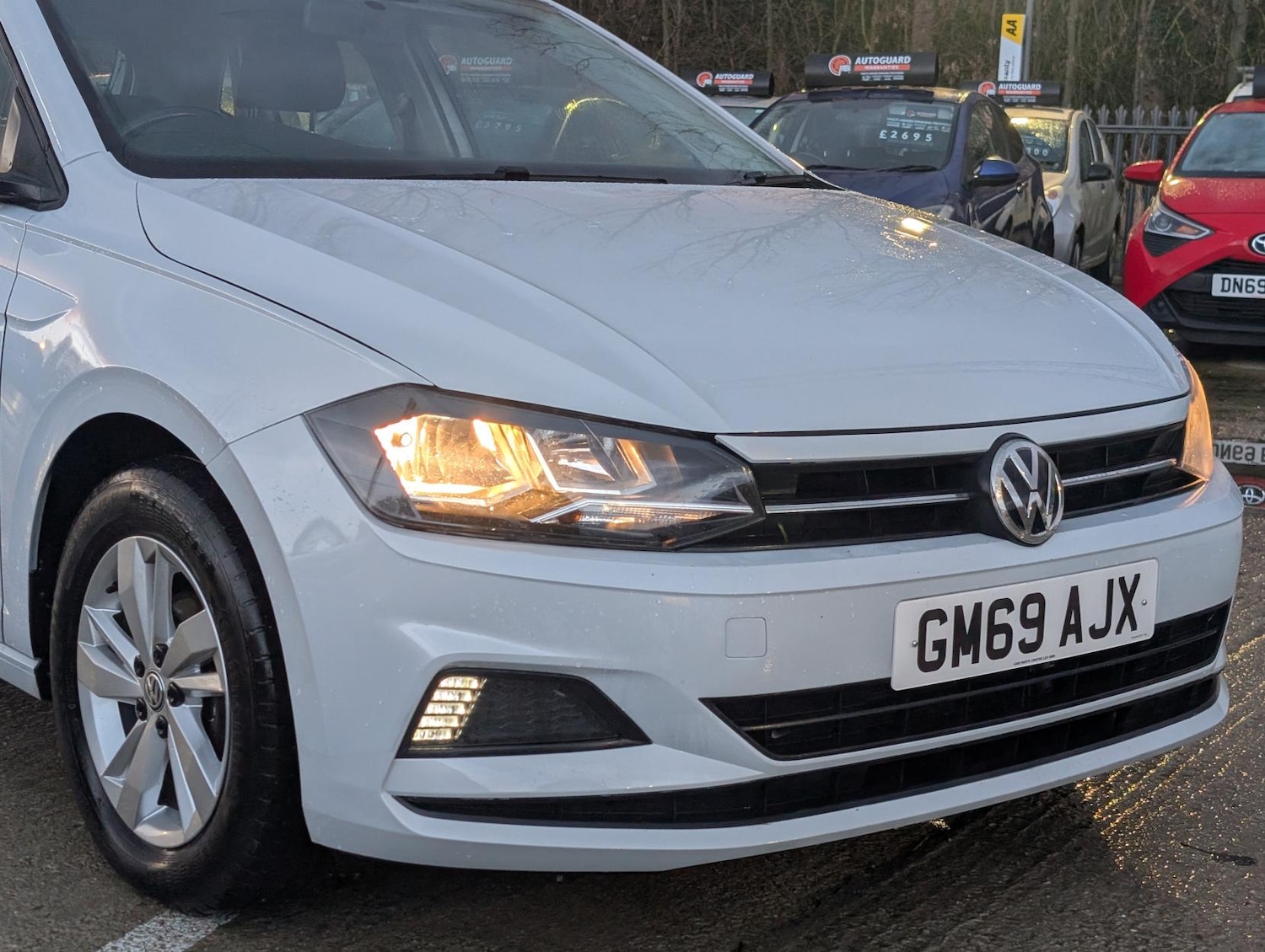 Used Volkswagen Polo 2020 for sale - 77268884: Photo 2