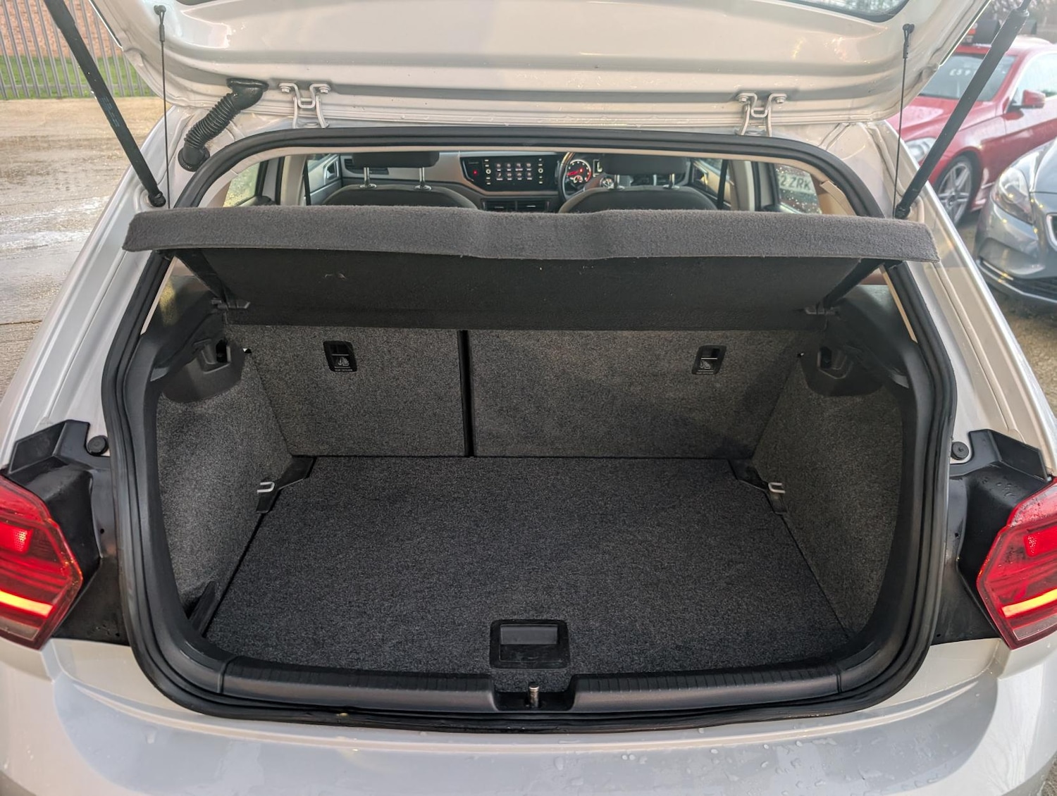 Used Volkswagen Polo 2020 for sale - 77268884: Photo 25