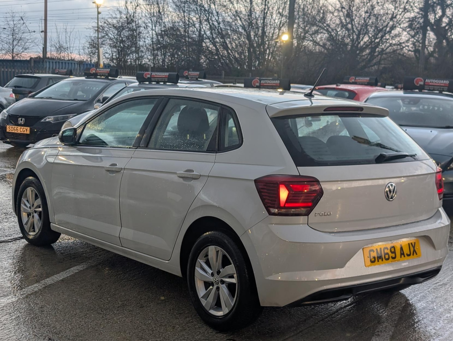 Used Volkswagen Polo 2020 for sale - 77268884: Photo 6
