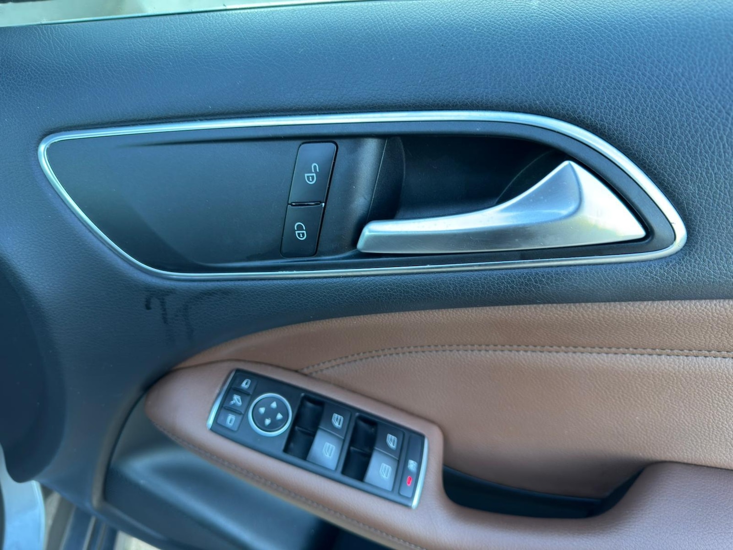Used Mercedes-Benz B Class 2012 for sale - 76370040: Photo 12