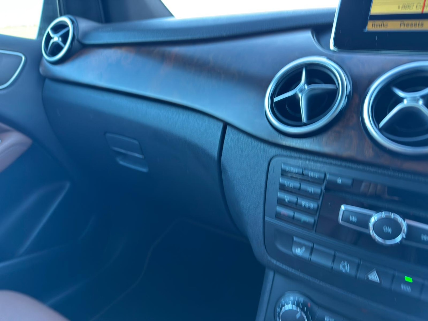 Used Mercedes-Benz B Class 2012 for sale - 76370040: Photo 20