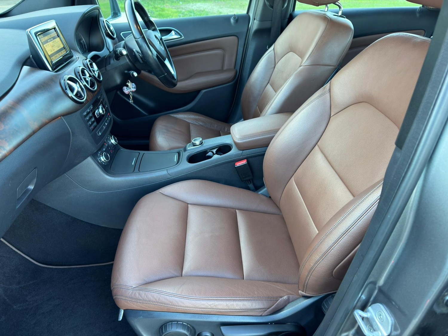 Used Mercedes-Benz B Class 2012 for sale - 76370040: Photo 23