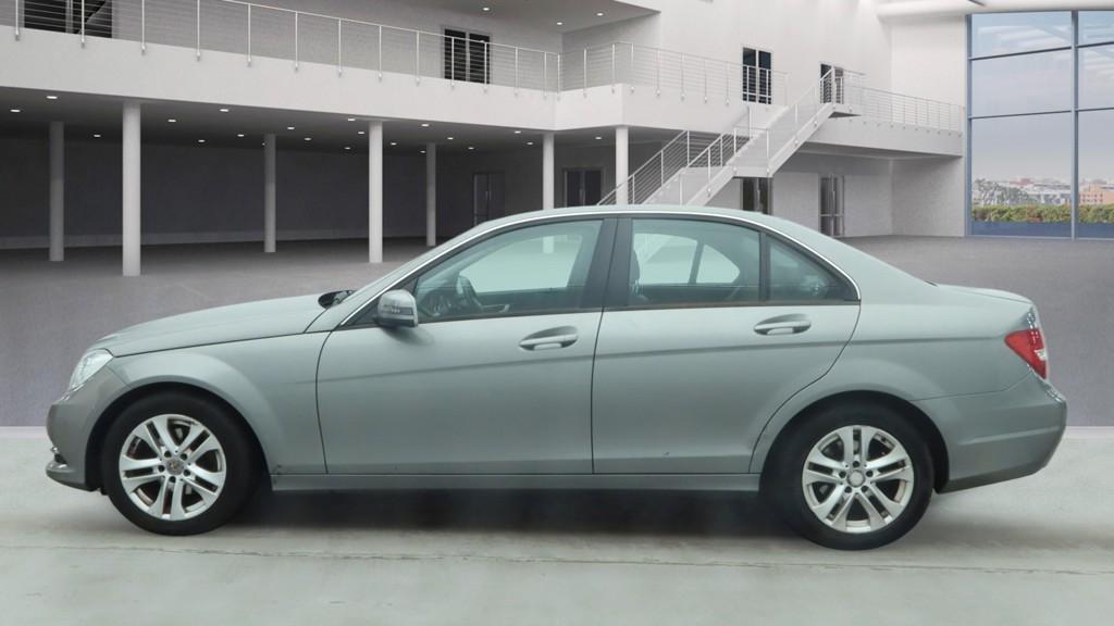 Used Mercedes-Benz C Class 2014 for sale - 77504528: Photo 7