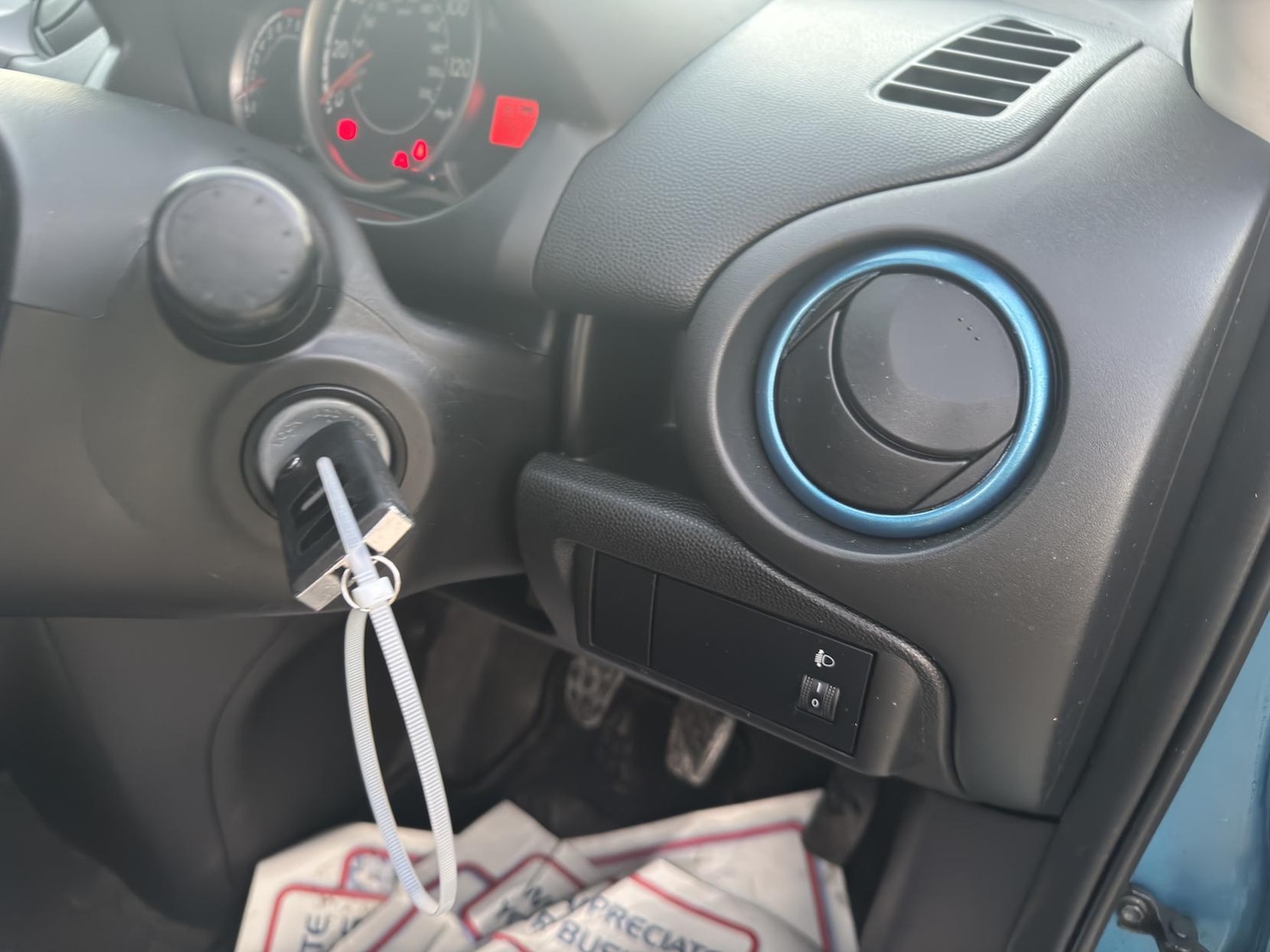 Used Mazda Mazda2 2012 for sale - 76616110: Photo 12