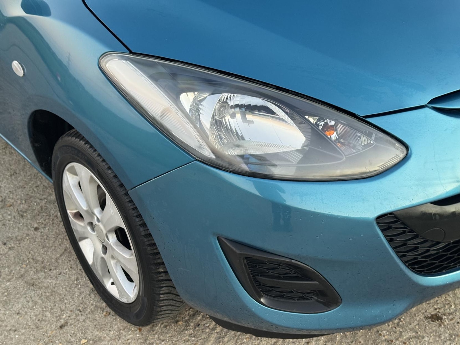 Used Mazda Mazda2 2012 for sale - 76616110: Photo 2