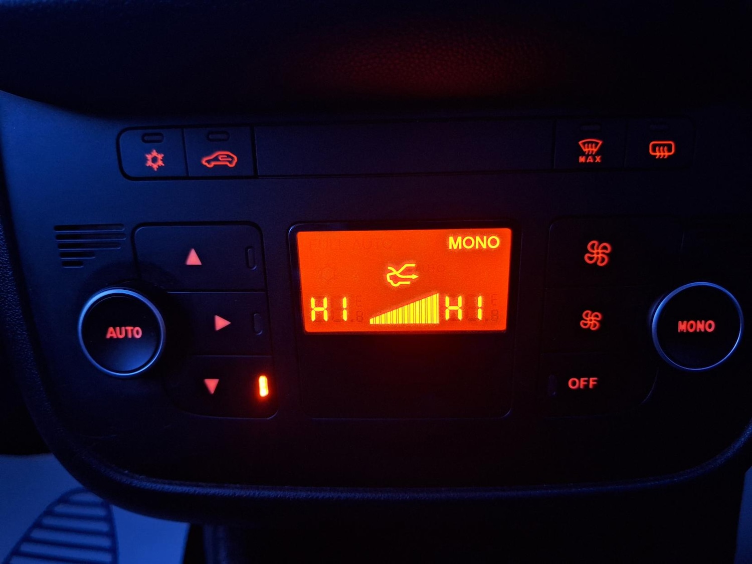 Used Fiat Punto 2016 for sale - 76968934: Photo 15