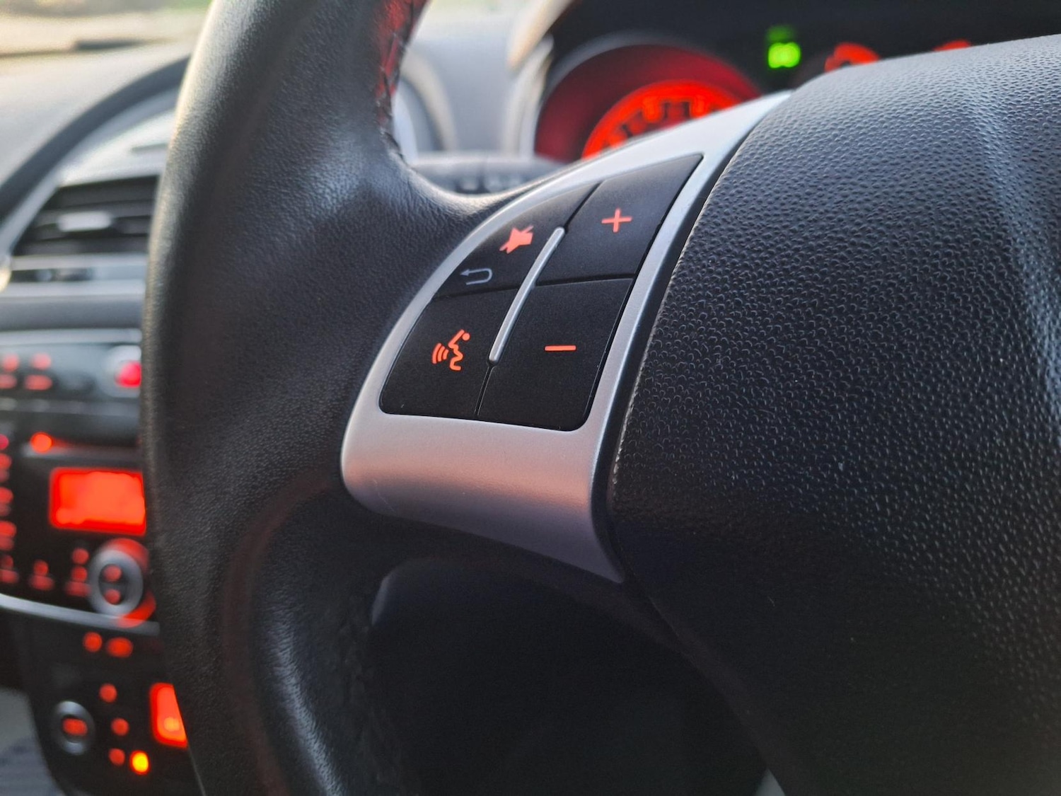 Used Fiat Punto 2016 for sale - 76968934: Photo 18