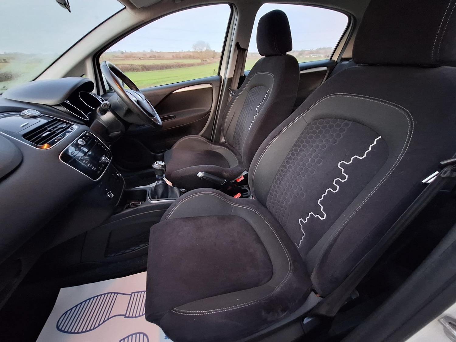 Used Fiat Punto 2016 for sale - 76968934: Photo 24